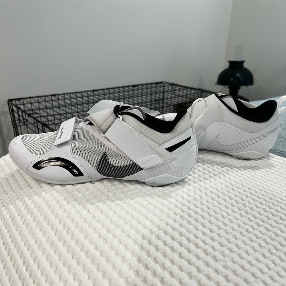 NWOT Nike Superrep Indoor Spin Shoe